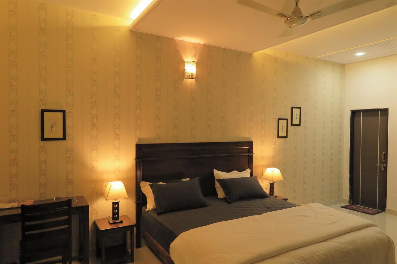 White Tulips Home Stay Jaipur Exteriör bild